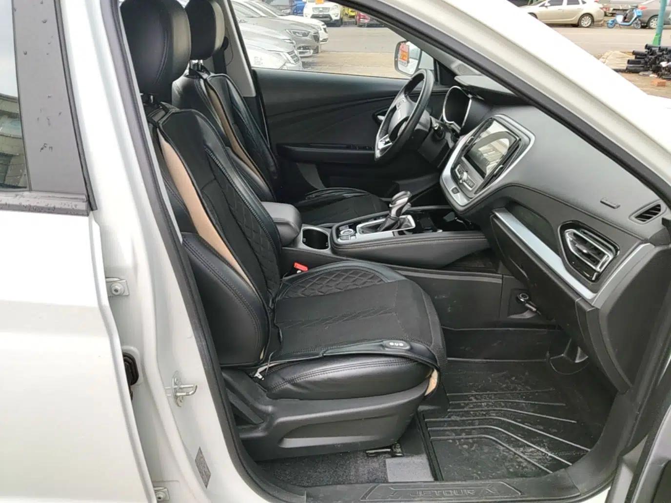 JETOUR X70M 2020 Revised Version 1.5T DCT Companion Edition 5 Seats — миниатюра 23