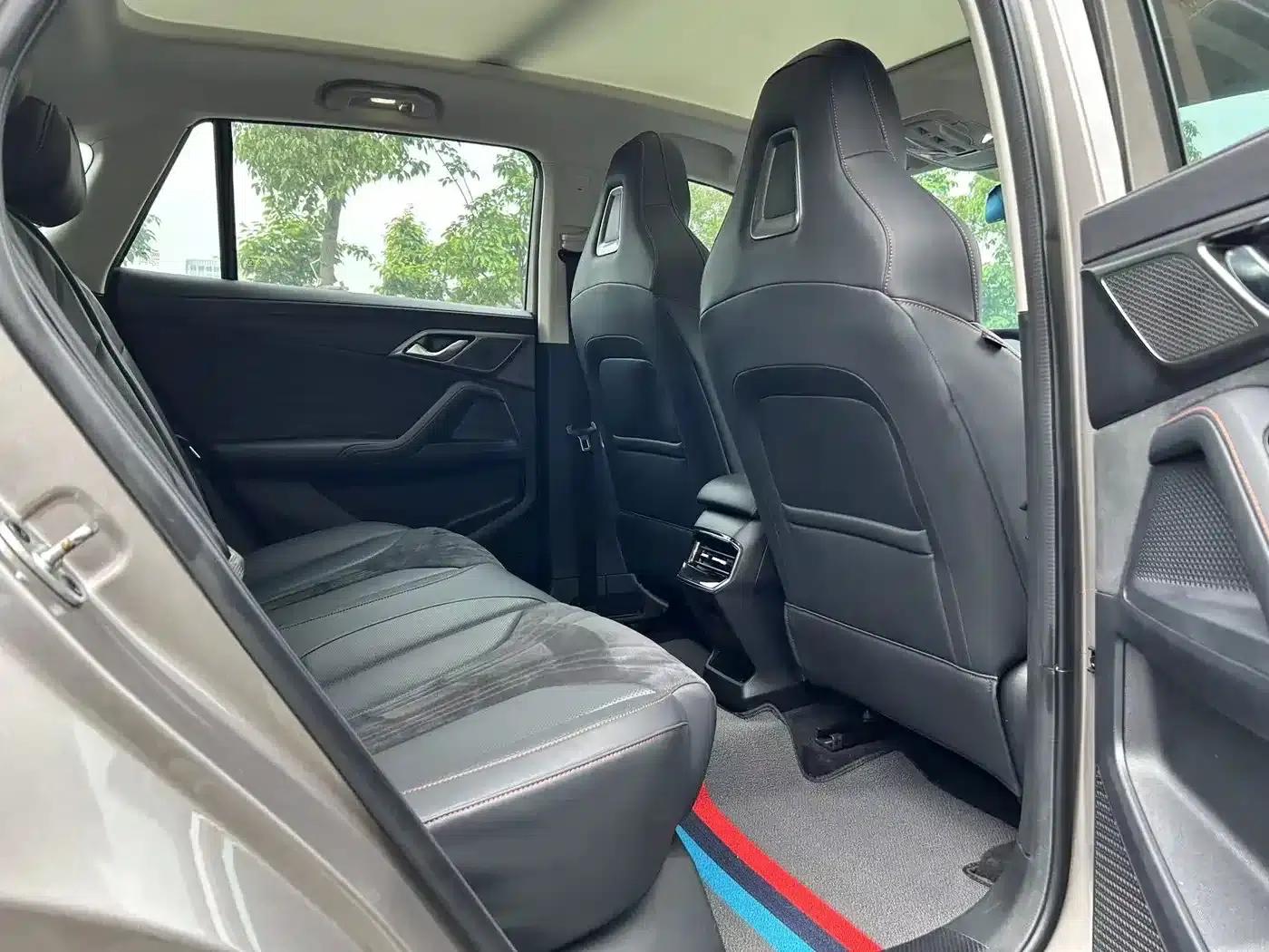 Roewe D5X DMH 2024 135 Flagship Edition — миниатюра 5