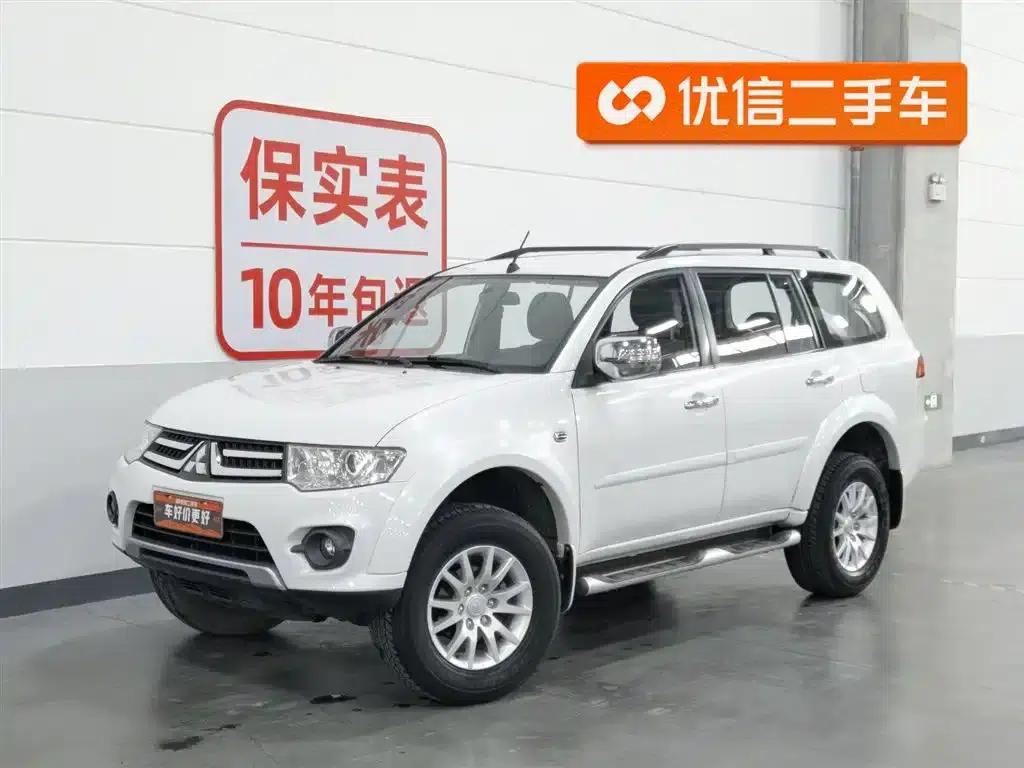 2013 Pajero Sport 3.0L Automatic 4WD Executive Edition — миниатюра 1