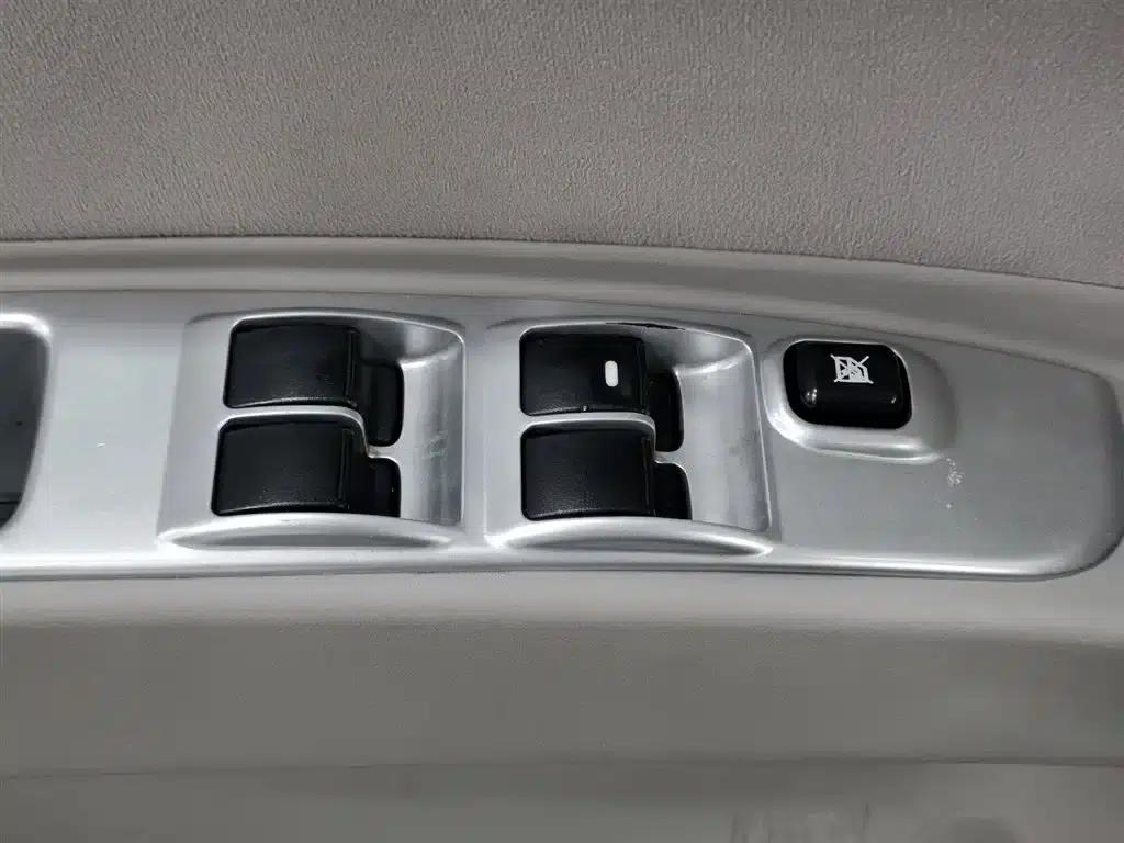 2013 Pajero Sport 3.0L Automatic 4WD Executive Edition — миниатюра 9