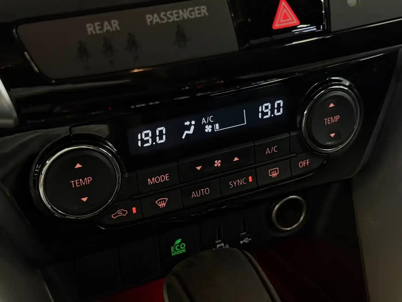 Eclipse Cross 2018 1.5T CVT 4WD True Self Edition — миниатюра 14