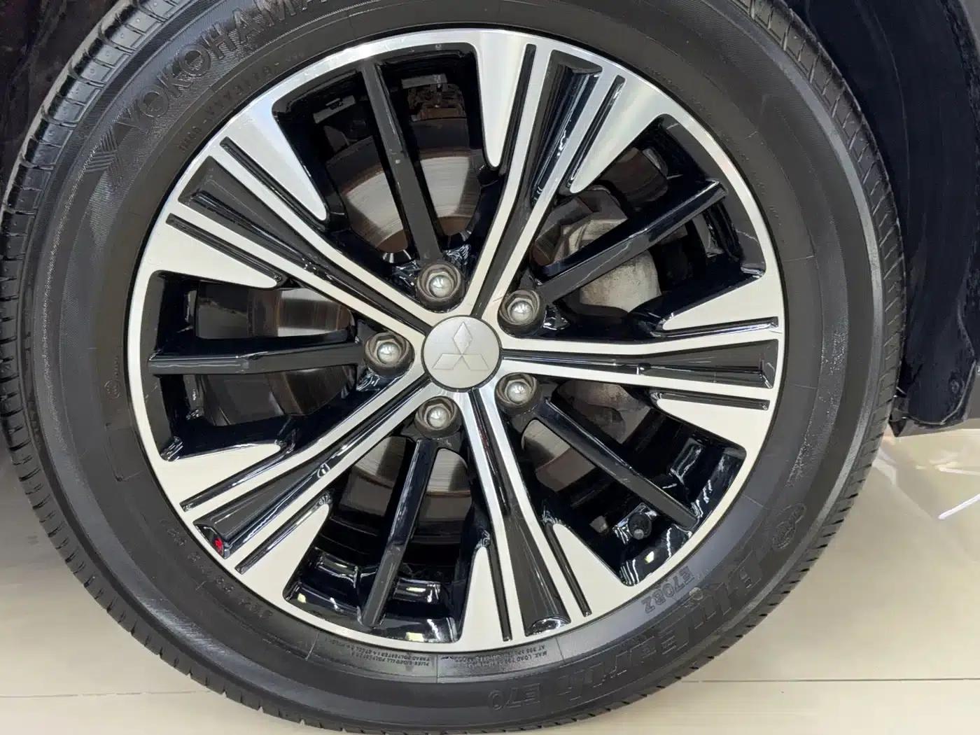 Eclipse Cross 2018 1.5T CVT 4WD True Self Edition — миниатюра 27