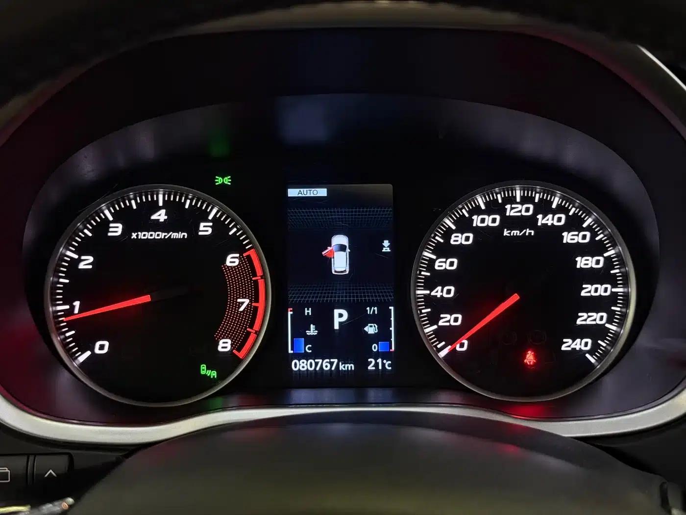 Eclipse Cross 2018 1.5T CVT 4WD True Self Edition — миниатюра 9