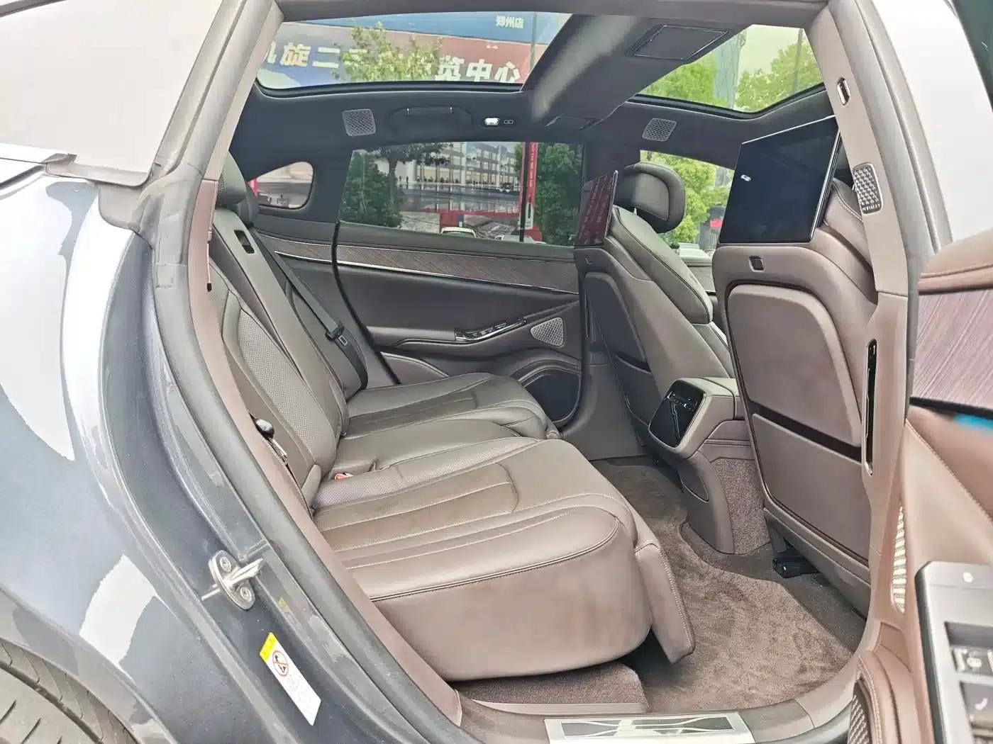 Denza Z9 2024 Model, 1100km Range, 4WD Ultra Edition — миниатюра 12