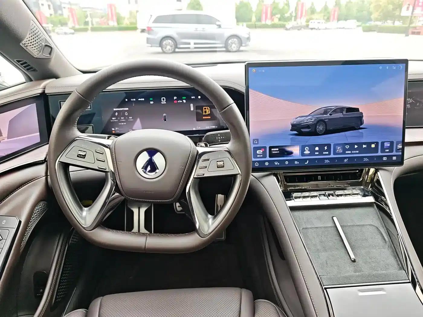 Denza Z9 2024 Model, 1100km Range, 4WD Ultra Edition — миниатюра 15