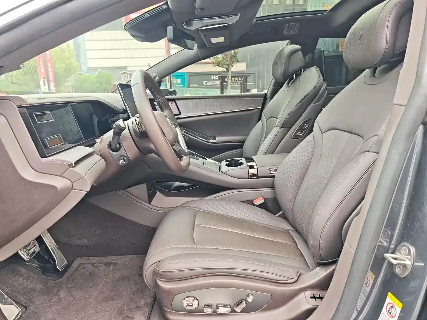 Denza Z9 2024 Model, 1100km Range, 4WD Ultra Edition — миниатюра 16
