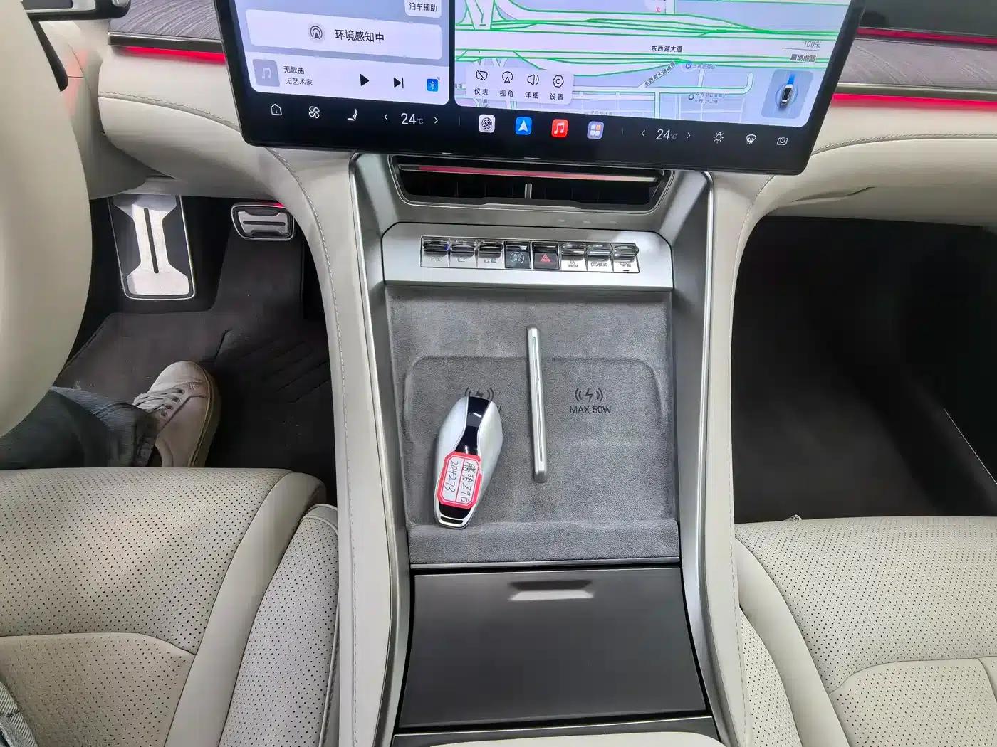 Denza Z9 2024 Model 1100km AWD Max Edition — миниатюра 14