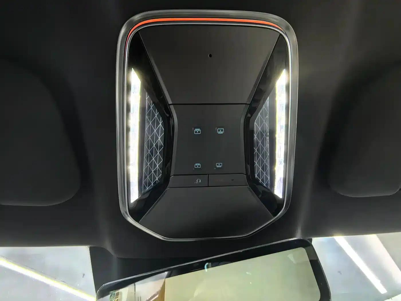 Denza Z9 2024 Model 1100km AWD Max Edition — миниатюра 16
