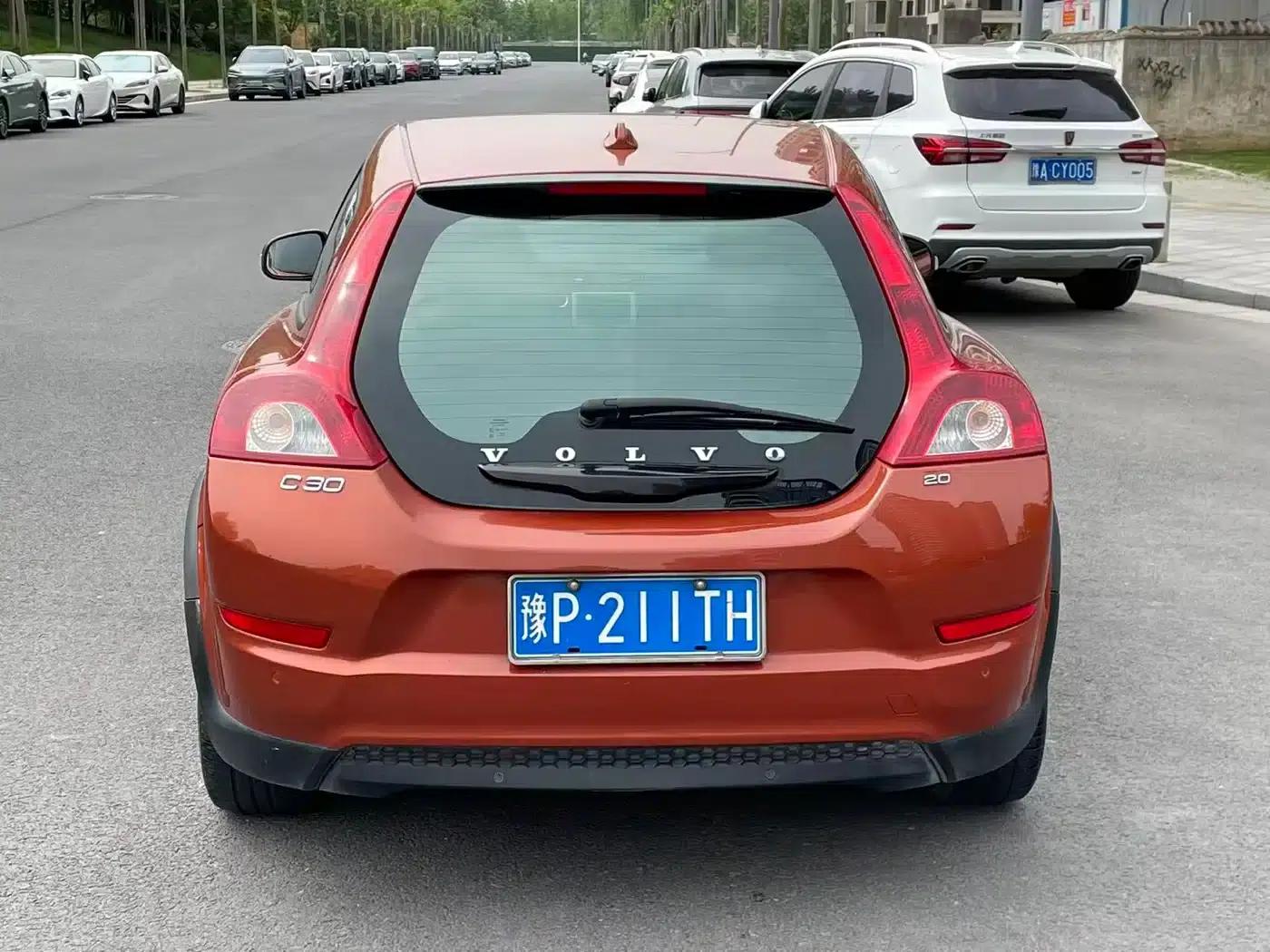 Volvo C30 2012 2.0L Aktiv Sport Package — миниатюра 8