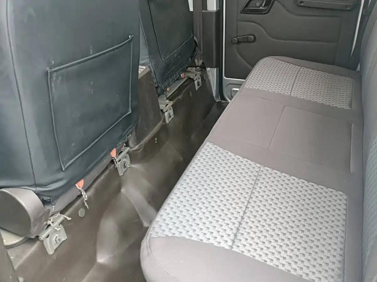 Wuling Rongguang New Card 2018 Model 1.8L Double Cab LJ479QE2 — миниатюра 5