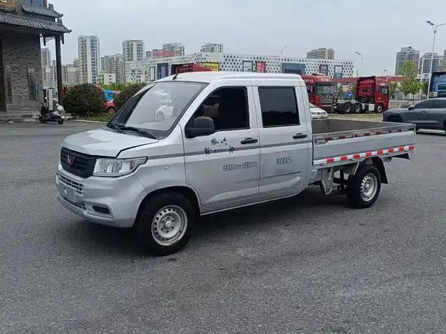 Wuling Rongguang New Card 2018 Model 1.8L Double Cab LJ479QE2
