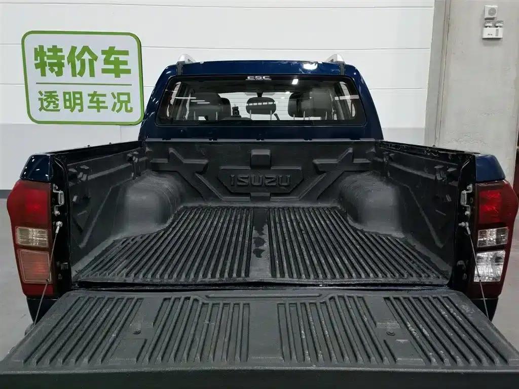 D-MAX 2018 3.0T 4WD Automatic Super Luxury Model 4JJ1-TC HI — миниатюра 16