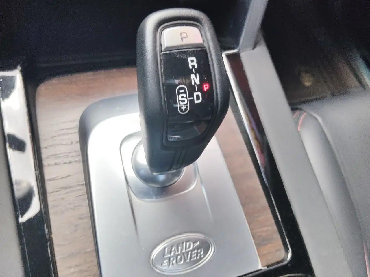 Land Rover Discovery Sport New Energy 2022 Facelifted P300e Plug-in Hybrid Electric Version — миниатюра 15