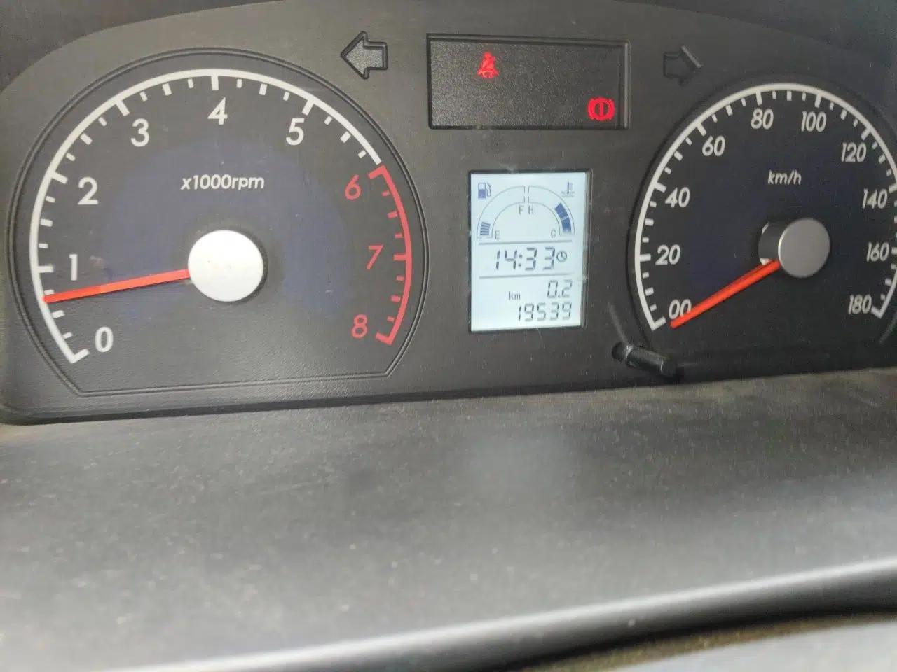 Suzuki Wagon R 2019 1.4L Manual Classic Model — миниатюра 9