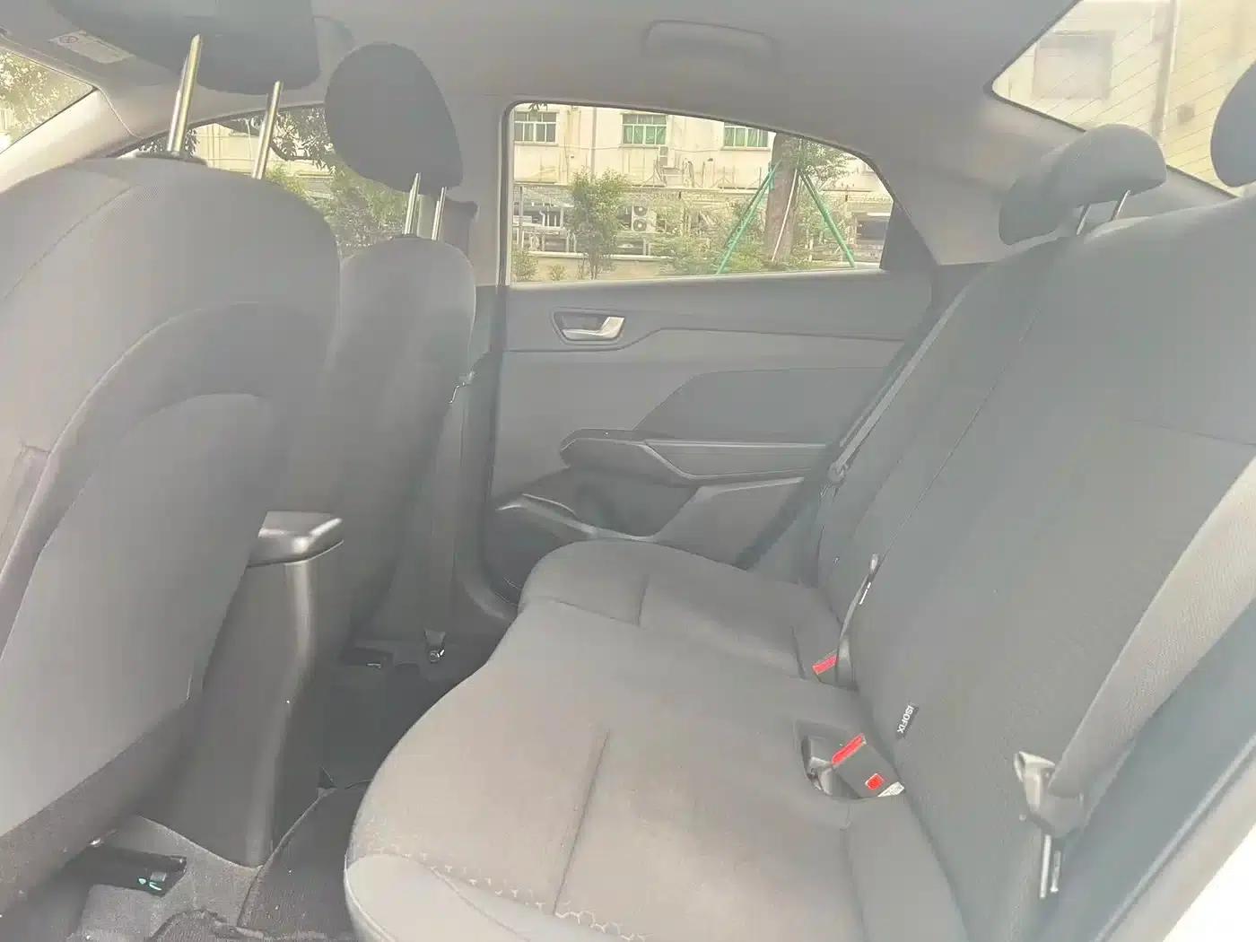 2020 Hyundai Verna 1.4L CVT GLS Cool Edition — миниатюра 13
