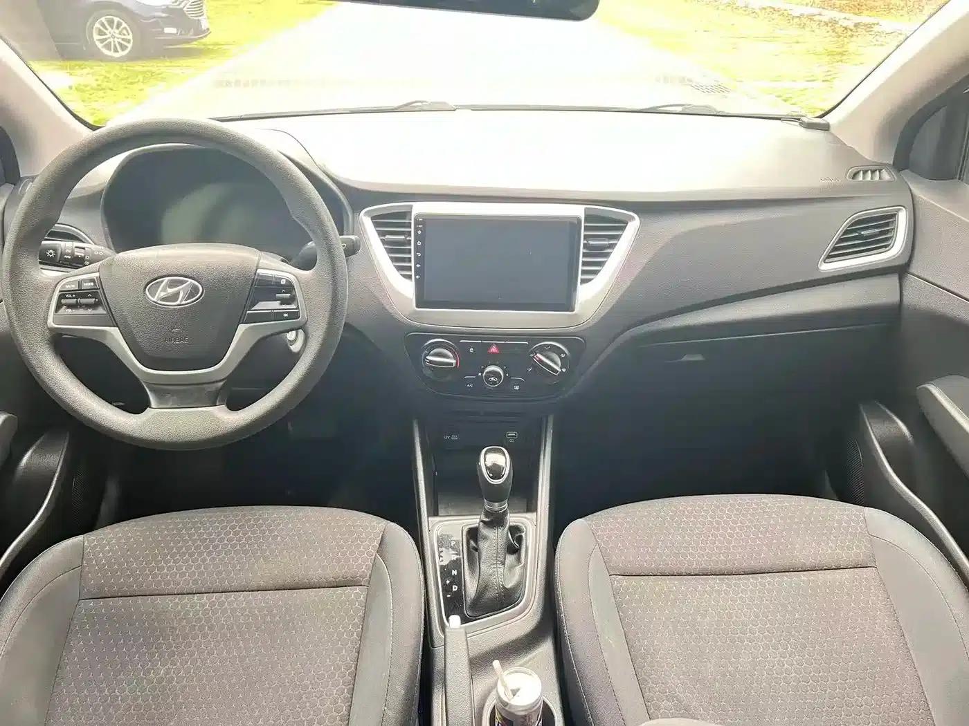 2020 Hyundai Verna 1.4L CVT GLS Cool Edition — миниатюра 14
