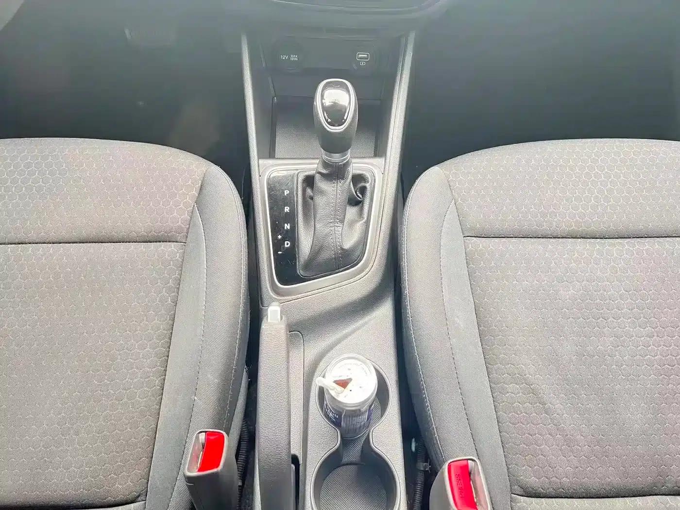 2020 Hyundai Verna 1.4L CVT GLS Cool Edition — миниатюра 18