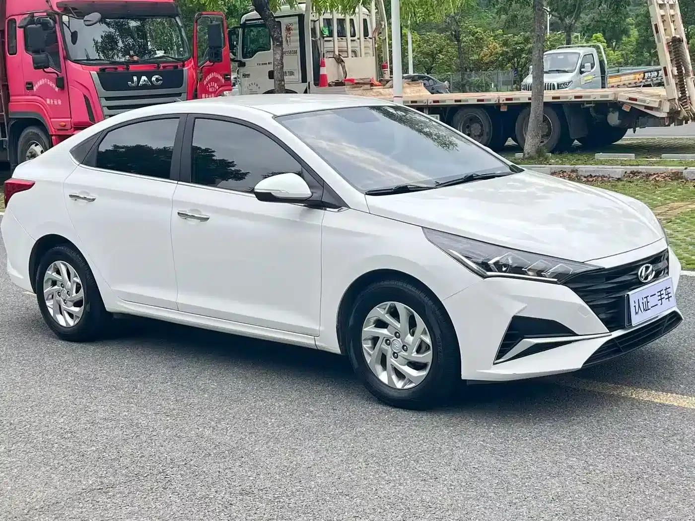 2020 Hyundai Verna 1.4L CVT GLS Cool Edition — миниатюра 3