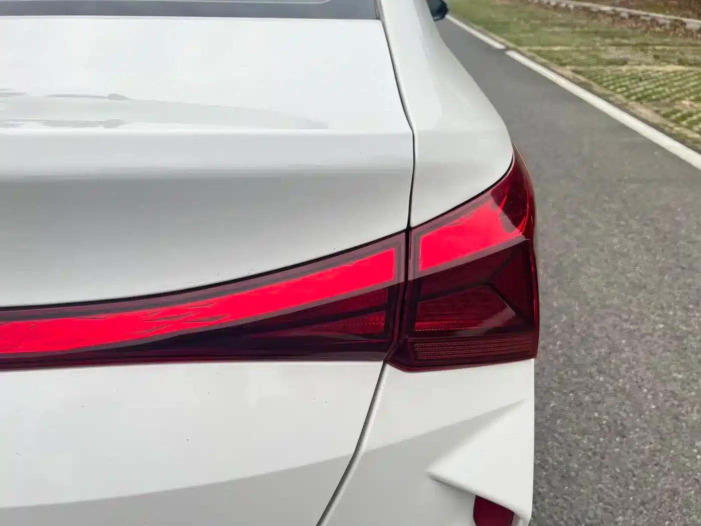 2020 Hyundai Verna 1.4L CVT GLS Cool Edition — миниатюра 22
