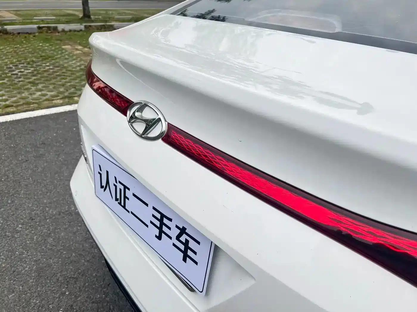 2020 Hyundai Verna 1.4L CVT GLS Cool Edition — миниатюра 23