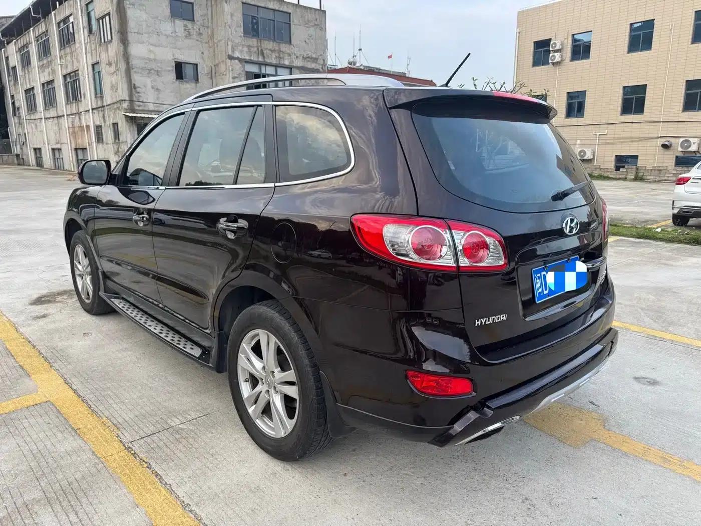 Santa Fe Classic 2010 2.4 Luxury Edition 7-Seat 4WD — миниатюра 4