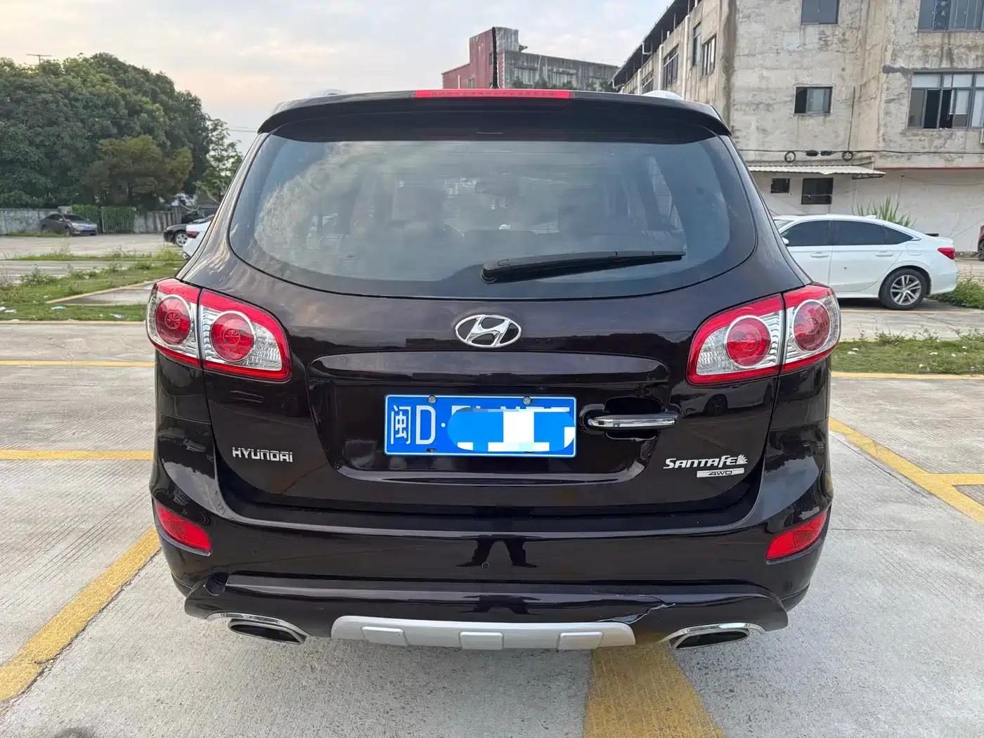 Santa Fe Classic 2010 2.4 Luxury Edition 7-Seat 4WD — миниатюра 5