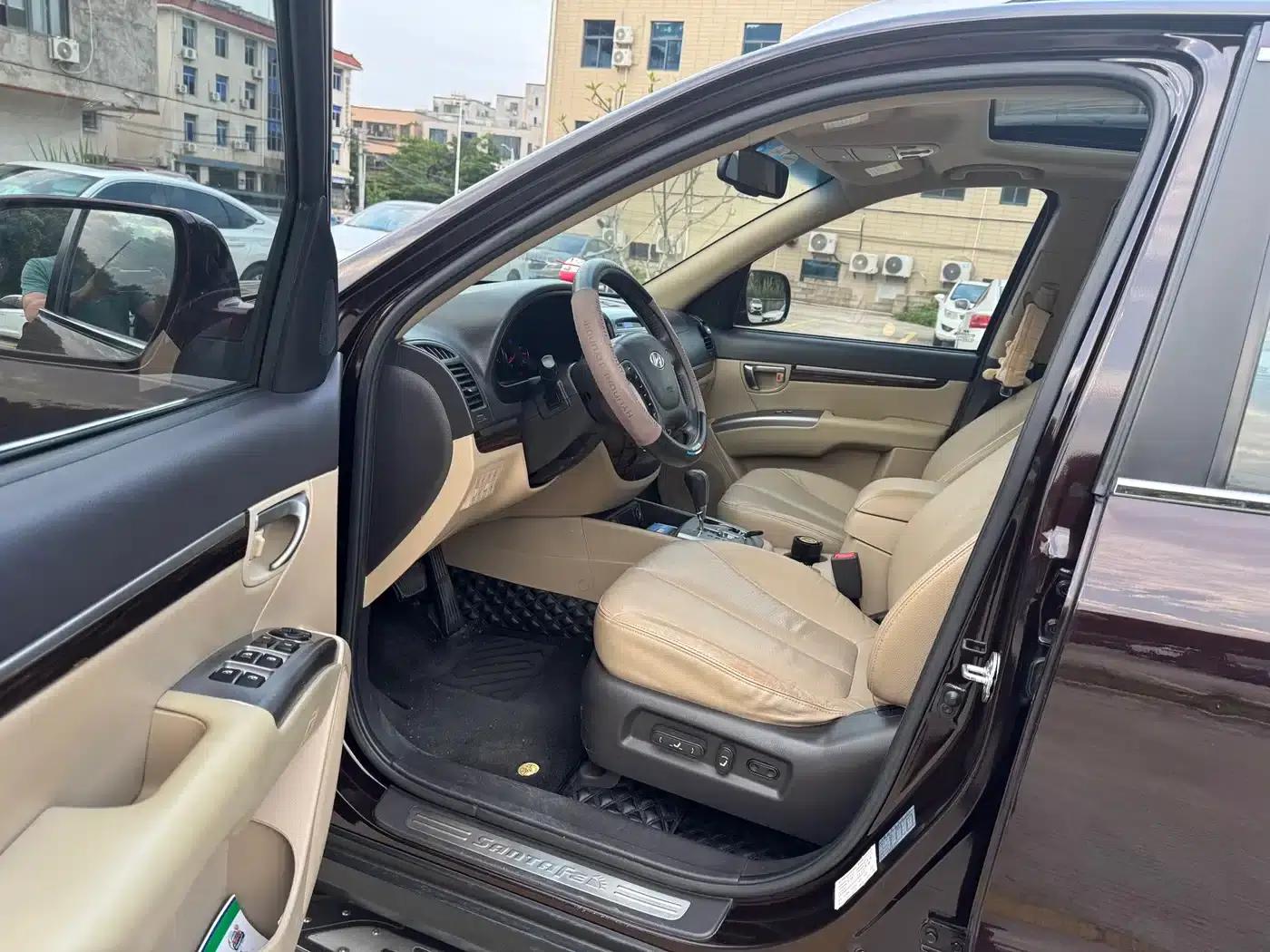 Santa Fe Classic 2010 2.4 Luxury Edition 7-Seat 4WD — миниатюра 8