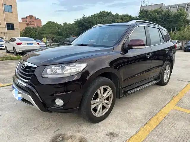 Santa Fe Classic 2010 2.4 Luxury Edition 7-Seat 4WD