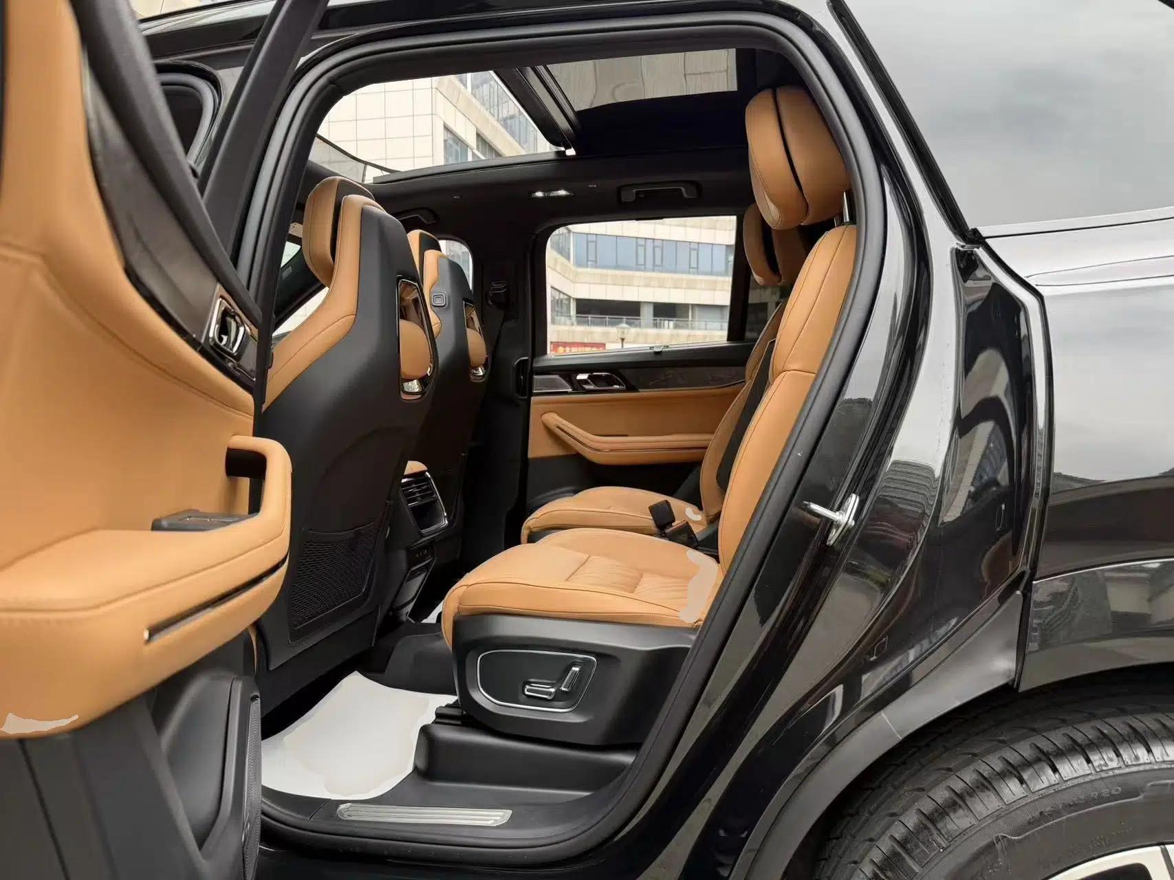 Lynk & Co 09 2021 2.0T Halo Six-Seater — миниатюра 20