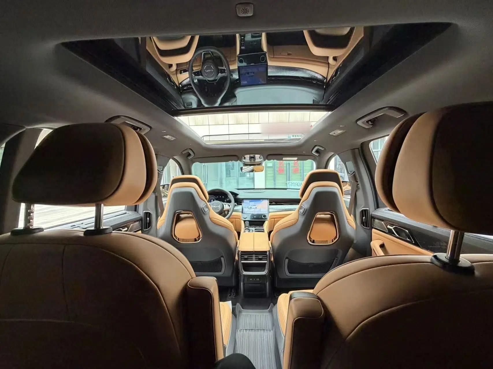 Lynk & Co 09 2021 2.0T Halo Six-Seater — миниатюра 21