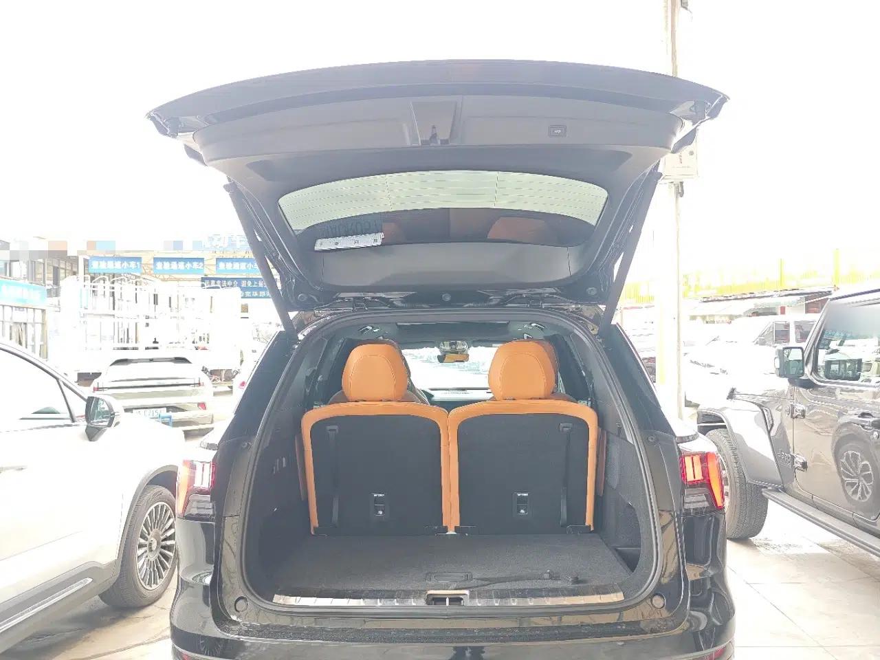 Lynk & Co 09 2021 2.0T Halo Six-Seater — миниатюра 22