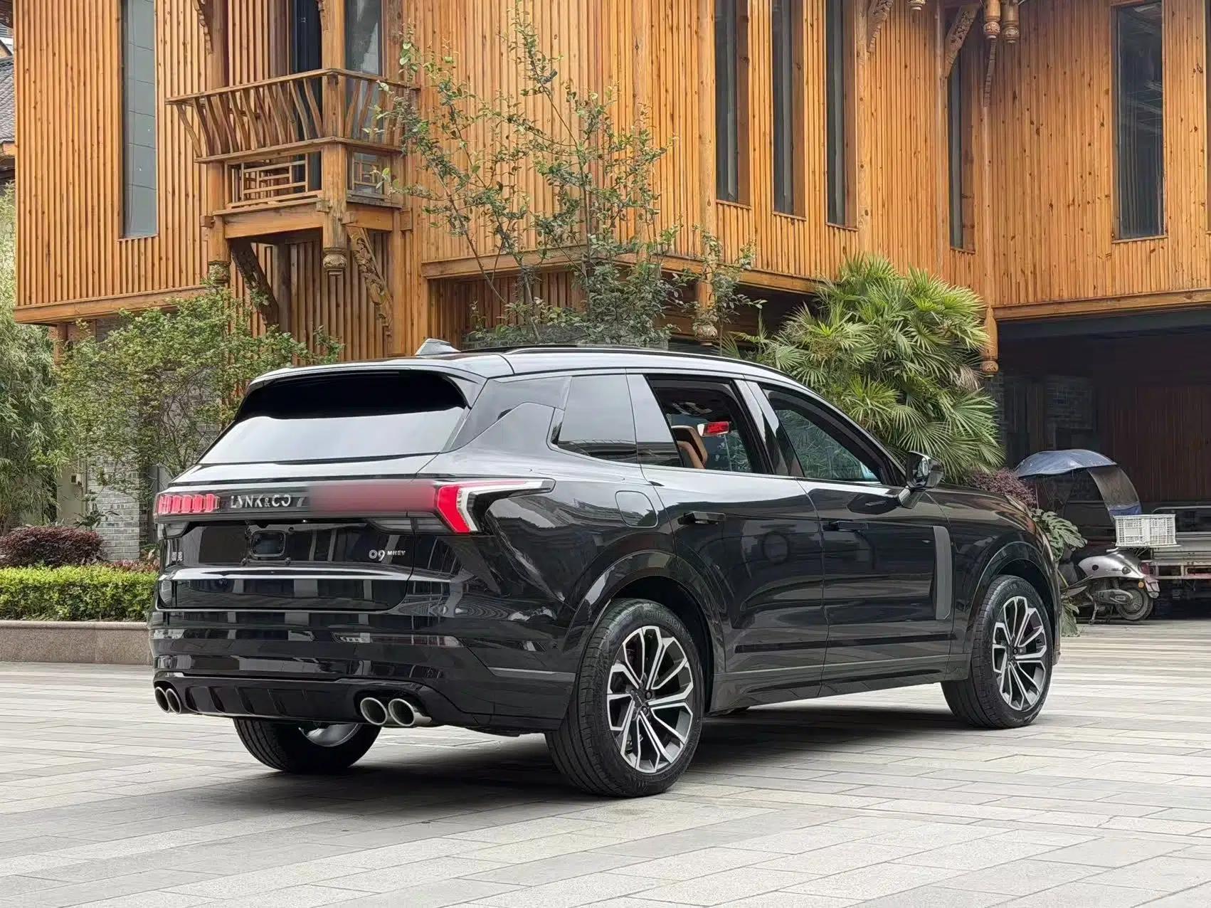 Lynk & Co 09 2021 2.0T Halo Six-Seater — миниатюра 6