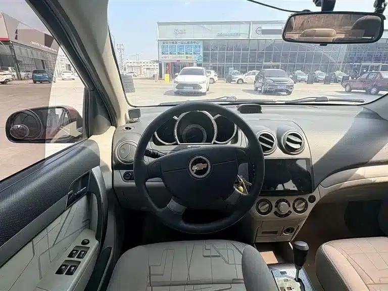 Chevrolet Aveo 2009 1.4 SL AT — миниатюра 10