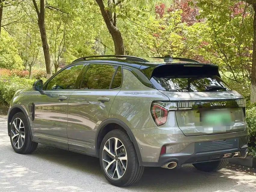 Lynk & Co 01 EM-P 2021 1.5TD PHEV Halo — миниатюра 3
