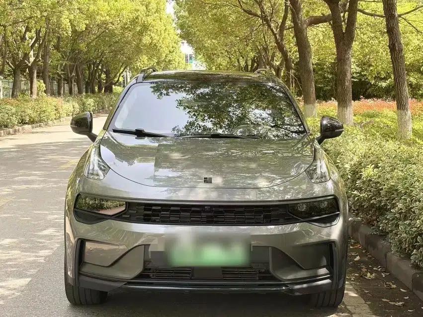 Lynk & Co 01 EM-P 2021 1.5TD PHEV Halo — миниатюра 4