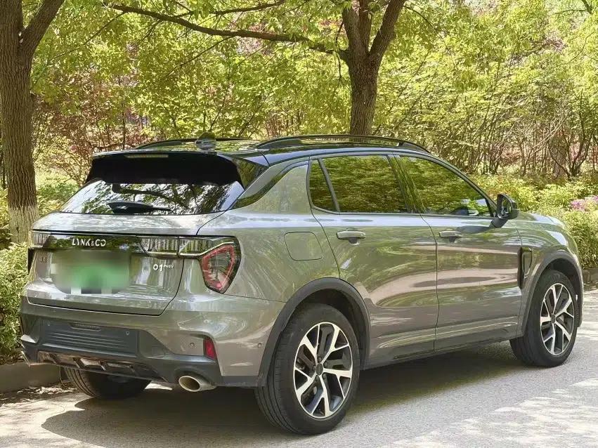 Lynk & Co 01 EM-P 2021 1.5TD PHEV Halo — миниатюра 6