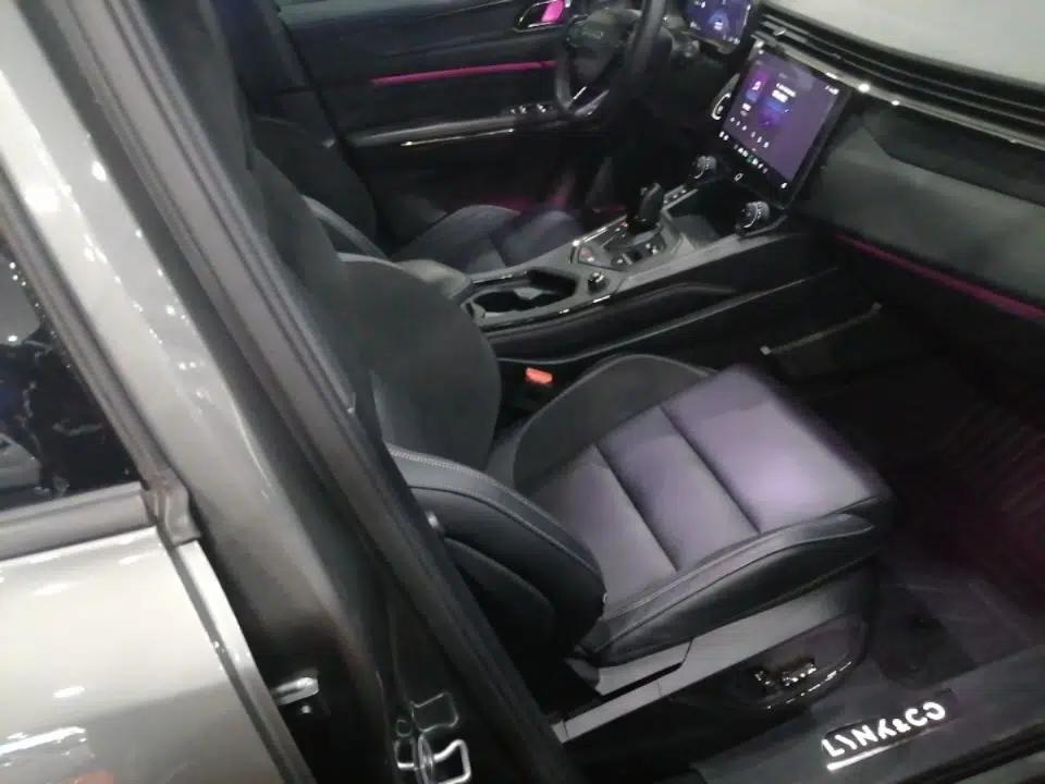 Lynk & Co 01 EM-P 2021 1.5TD PHEV Halo — миниатюра 9