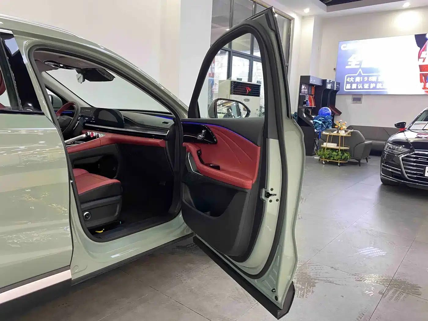 Exeed Yaoguang 2023 400T 4WD Premium Edition — миниатюра 9