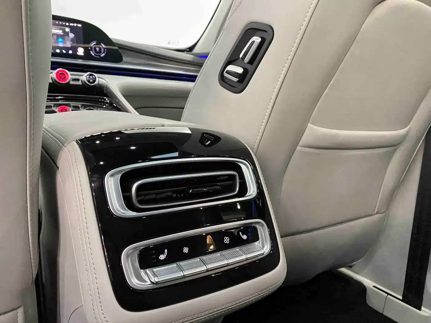 Exeed Yaoguang 2023 400T 2WD Luxury Edition — миниатюра 28