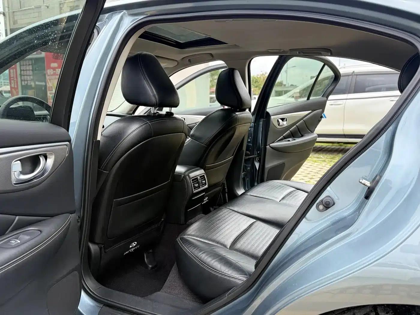 Infiniti Q50 2014 3.7L Luxury Sport Edition — миниатюра 4