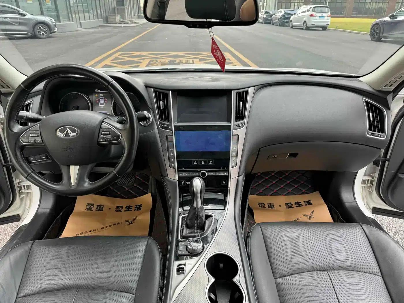 Infiniti Q50 2014 3.7L Comfort Edition — миниатюра 6
