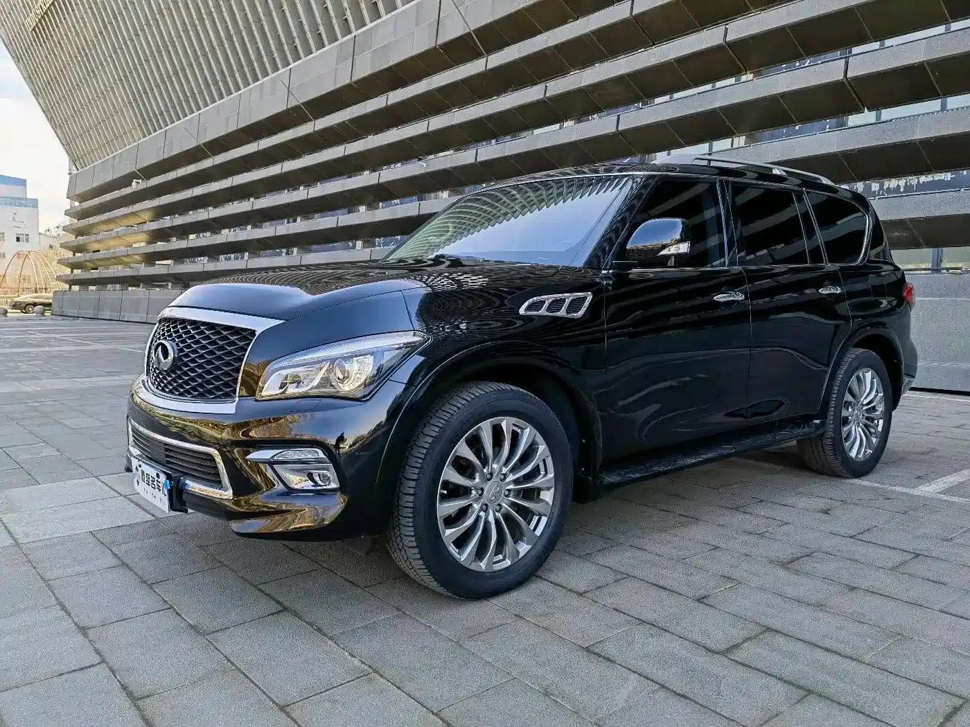 Infiniti QX80 2016 5.6L 4WD — миниатюра 1