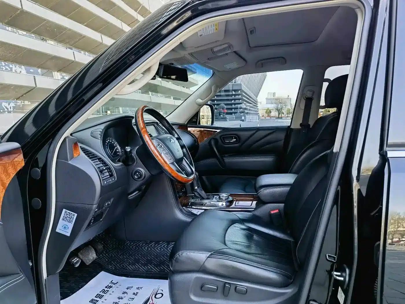 Infiniti QX80 2016 5.6L 4WD — миниатюра 11
