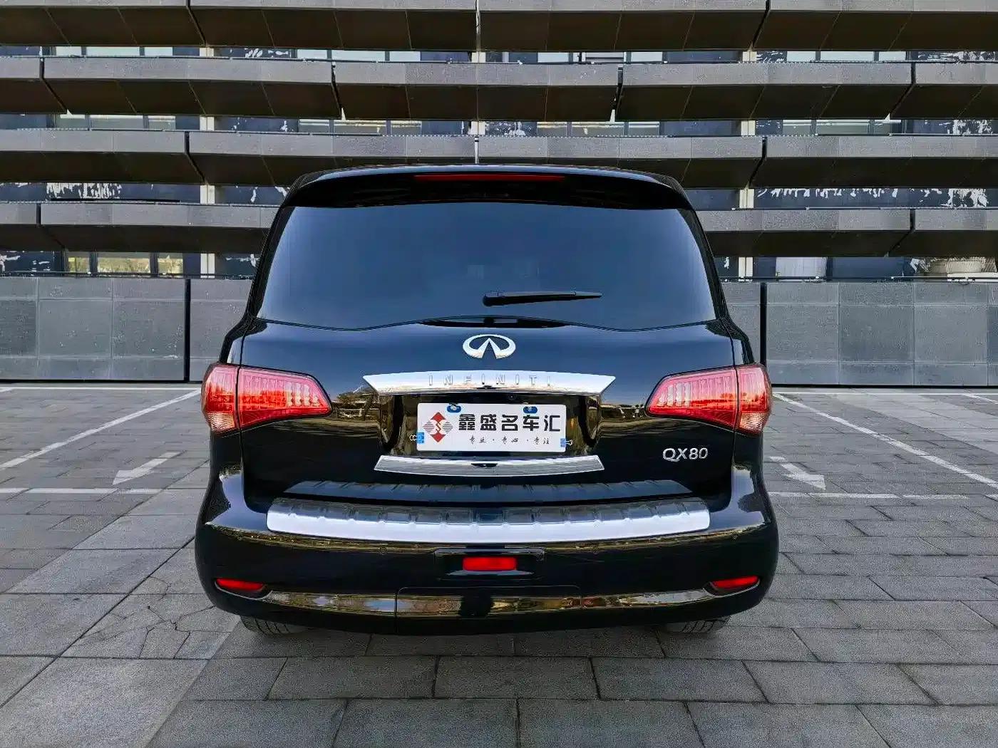 Infiniti QX80 2016 5.6L 4WD — миниатюра 4