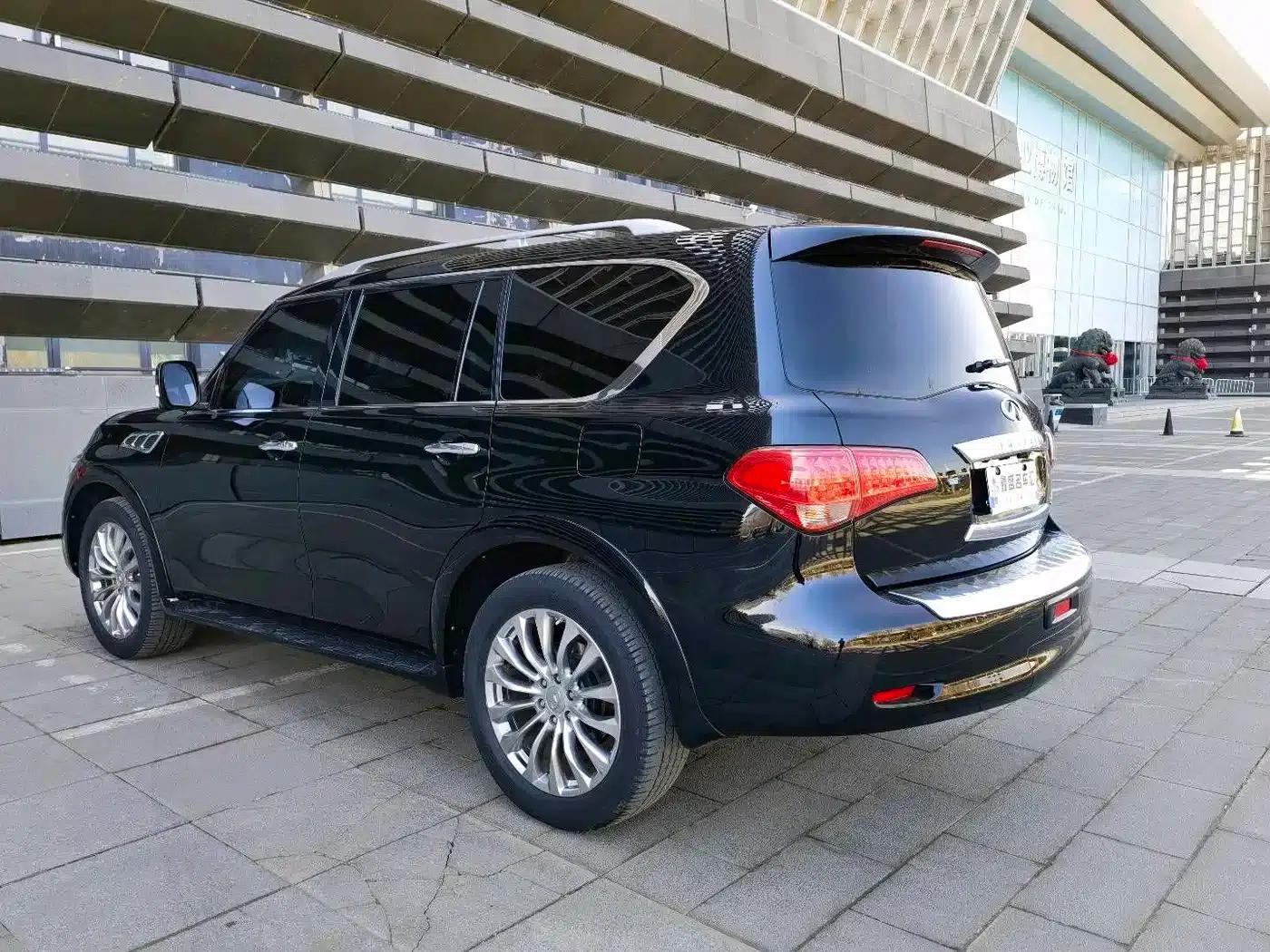 Infiniti QX80 2016 5.6L 4WD — миниатюра 5