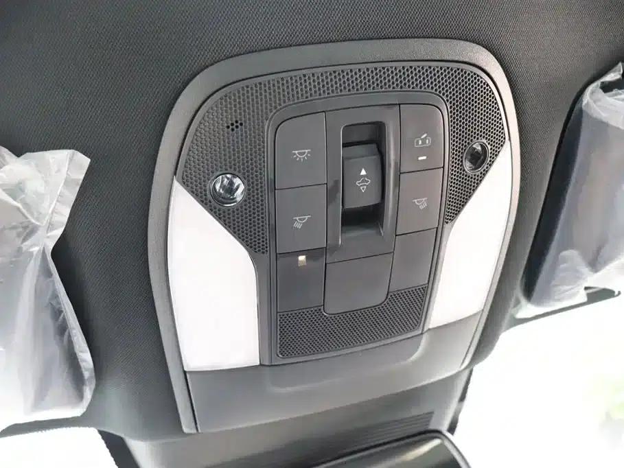 Infiniti QX55 2022 2.0T AWD Premium Edition — миниатюра 17