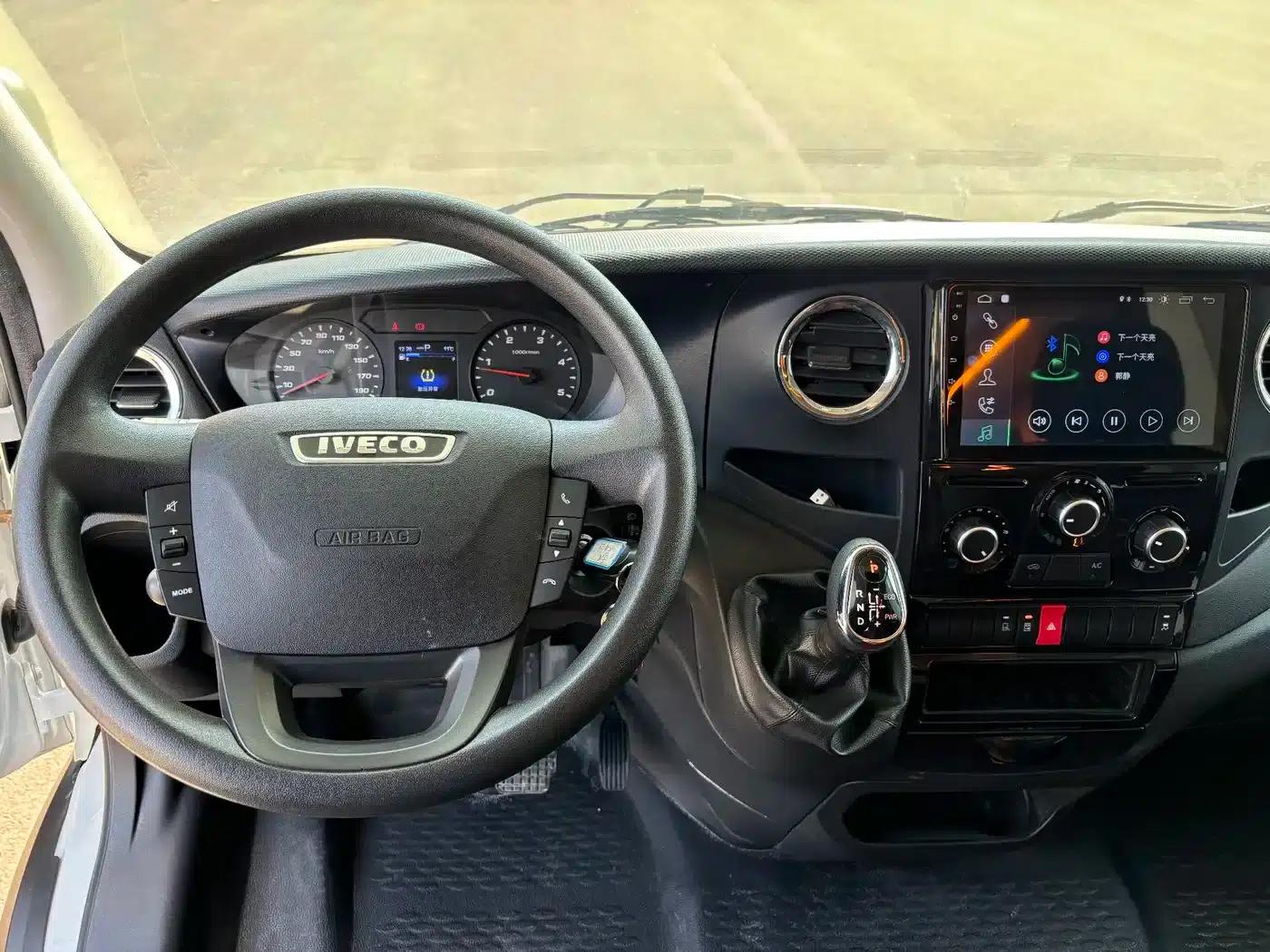 Iveco Daily 2021 3.0T Automatic Professional Chassis 6-ton Extended Wheelbase Double Cab Chassis F1C — миниатюра 22