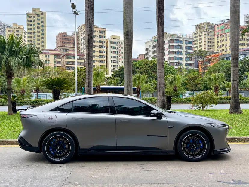 Mazda EZ-6 2024 Range-Extended 200 Luxury Edition — миниатюра 5
