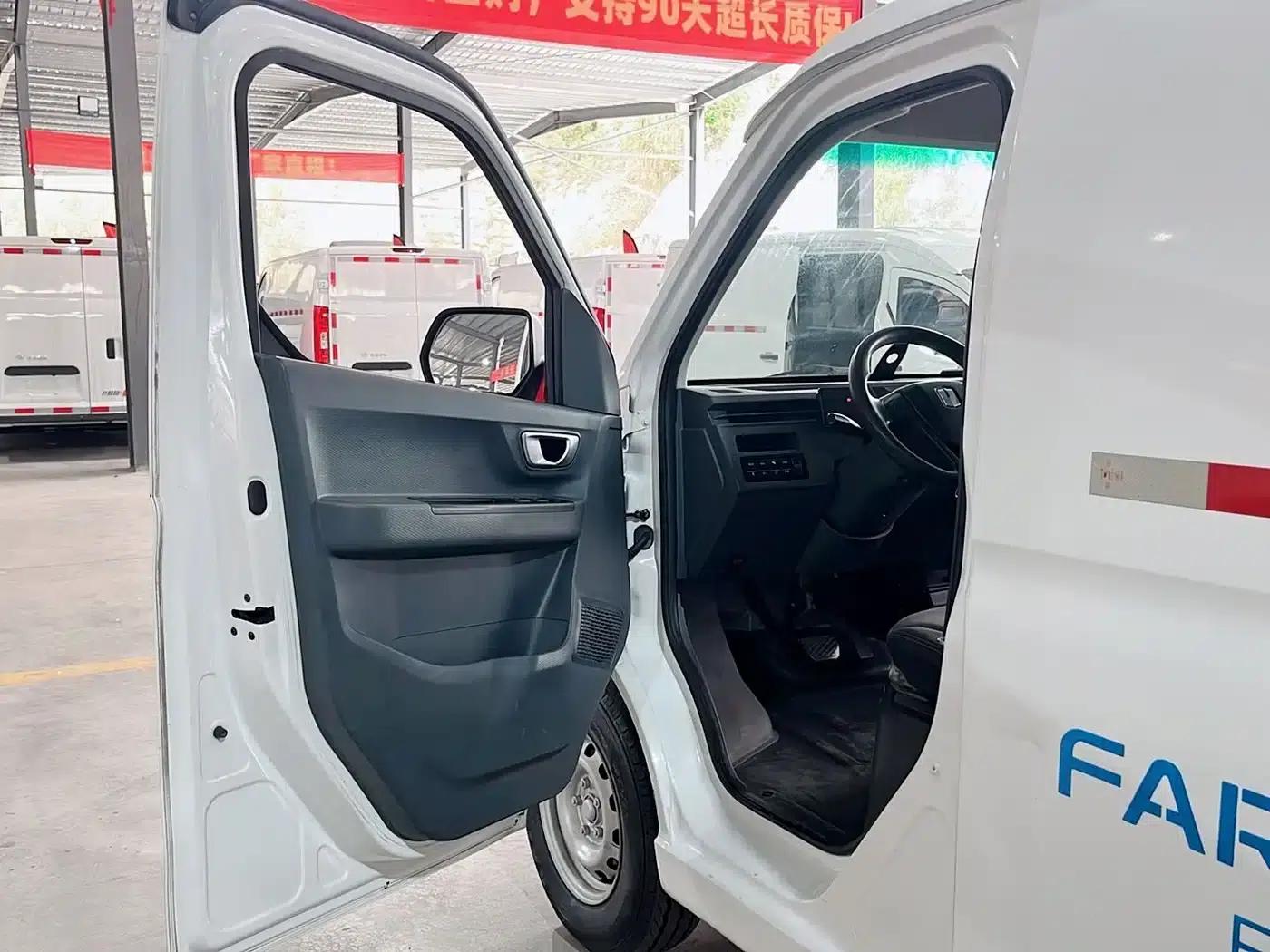 2022 Long Wheelbase Star Enjoy V (Star Enjoy V6E Premium Edition) with 38.64kWh power supply — миниатюра 7
