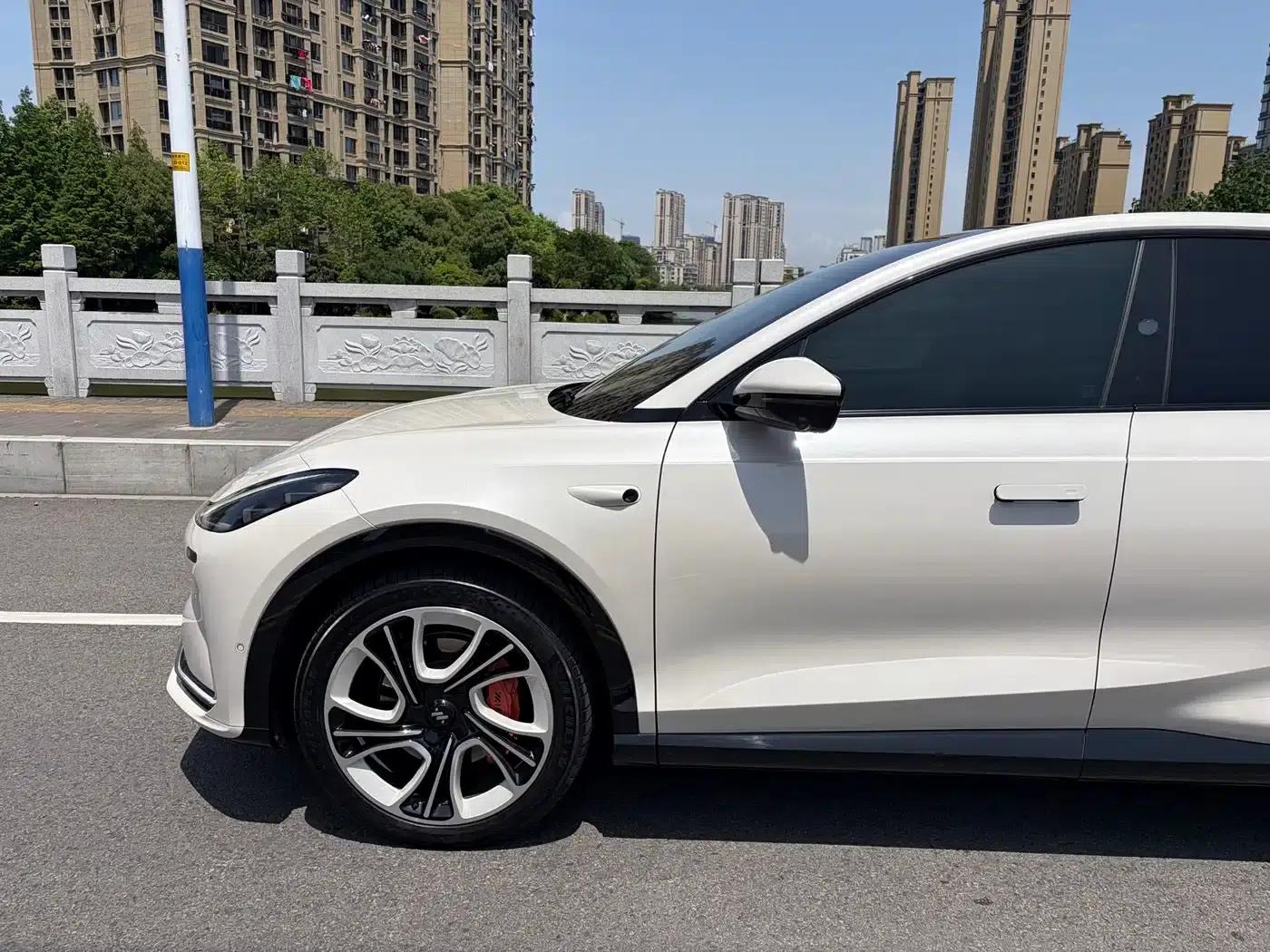 2023 Smart LS7 90kWh Elite Rear-Wheel Drive Edition — миниатюра 3